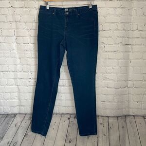 Mossimo Women’s Dark Wash Denim Legging size 10